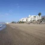 Lujo En Banana Primera Línea De Playa Apartamento Marbella