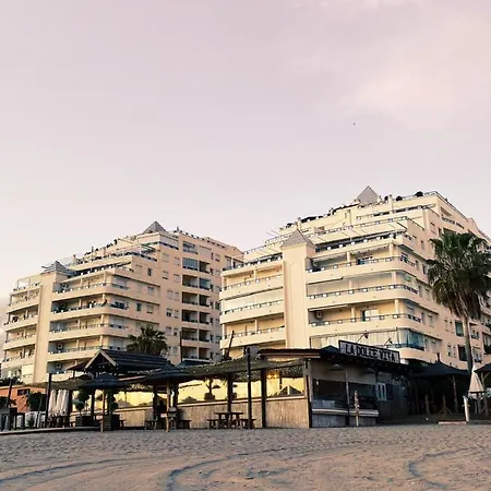 Lujo En Banana Primera Linea De Playa Marbella