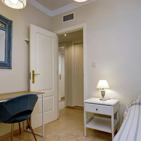 Lujo En Banana Primera Linea De Playa Марбелья